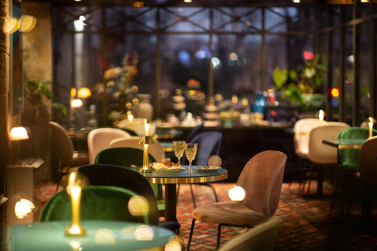 Hotel De Charme Le Chene Vert 브리브라가야르드 외부 사진