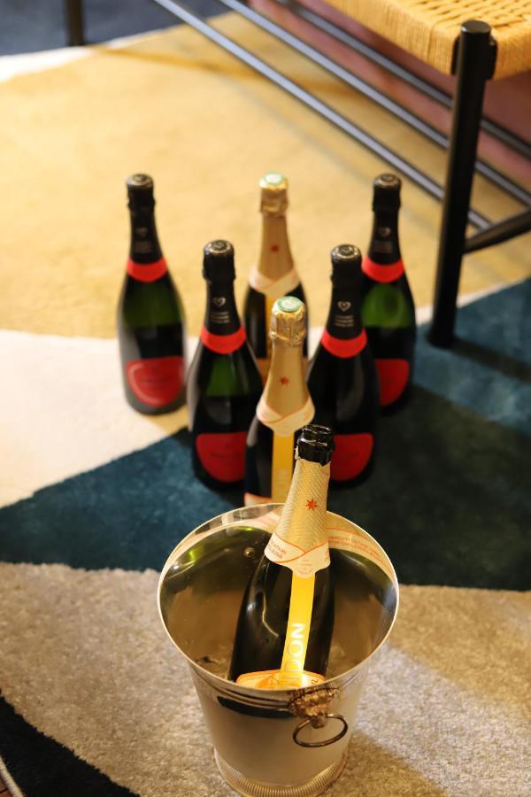 Hotel De Charme Le Chene Vert 브리브라가야르드 외부 사진